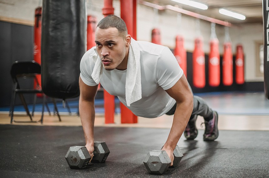 EXPERTS CONFRONT THE MYTHS ABOUT KNEE PUSH-UPS